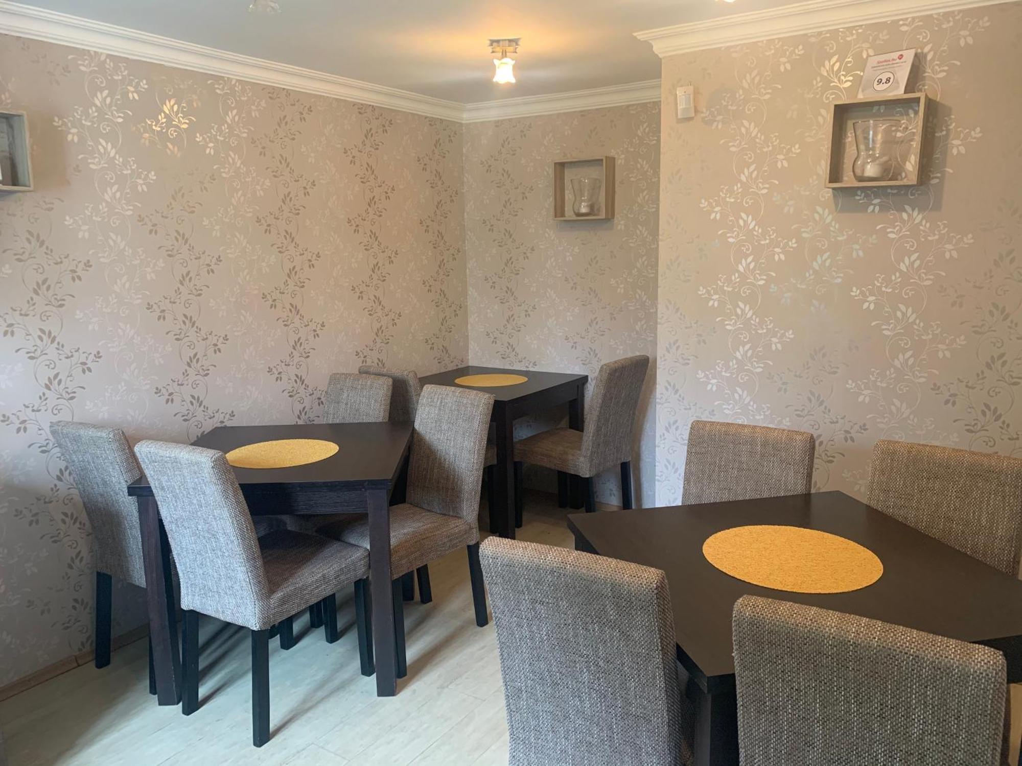 Aradi Vendeghaz Hotel Miskolc Luaran gambar