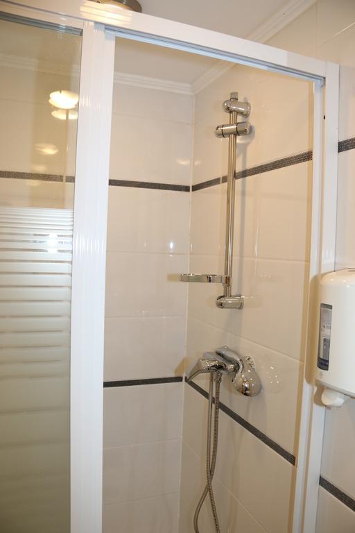 Aradi Vendeghaz Hotel Miskolc Bilik gambar